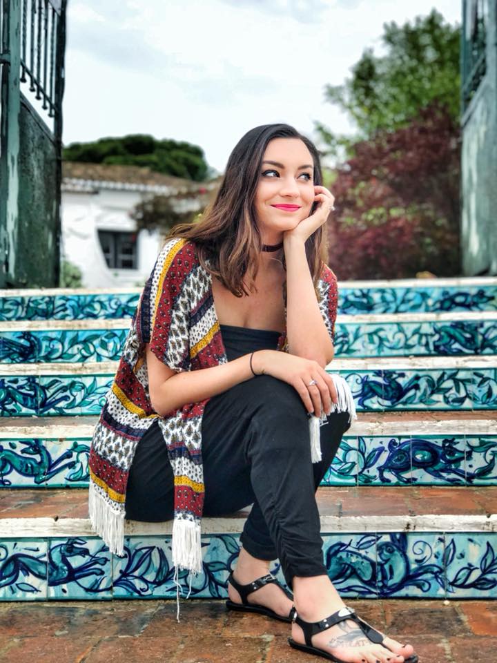 Lindsey Murphy Charleston family photographer smiling at camera
