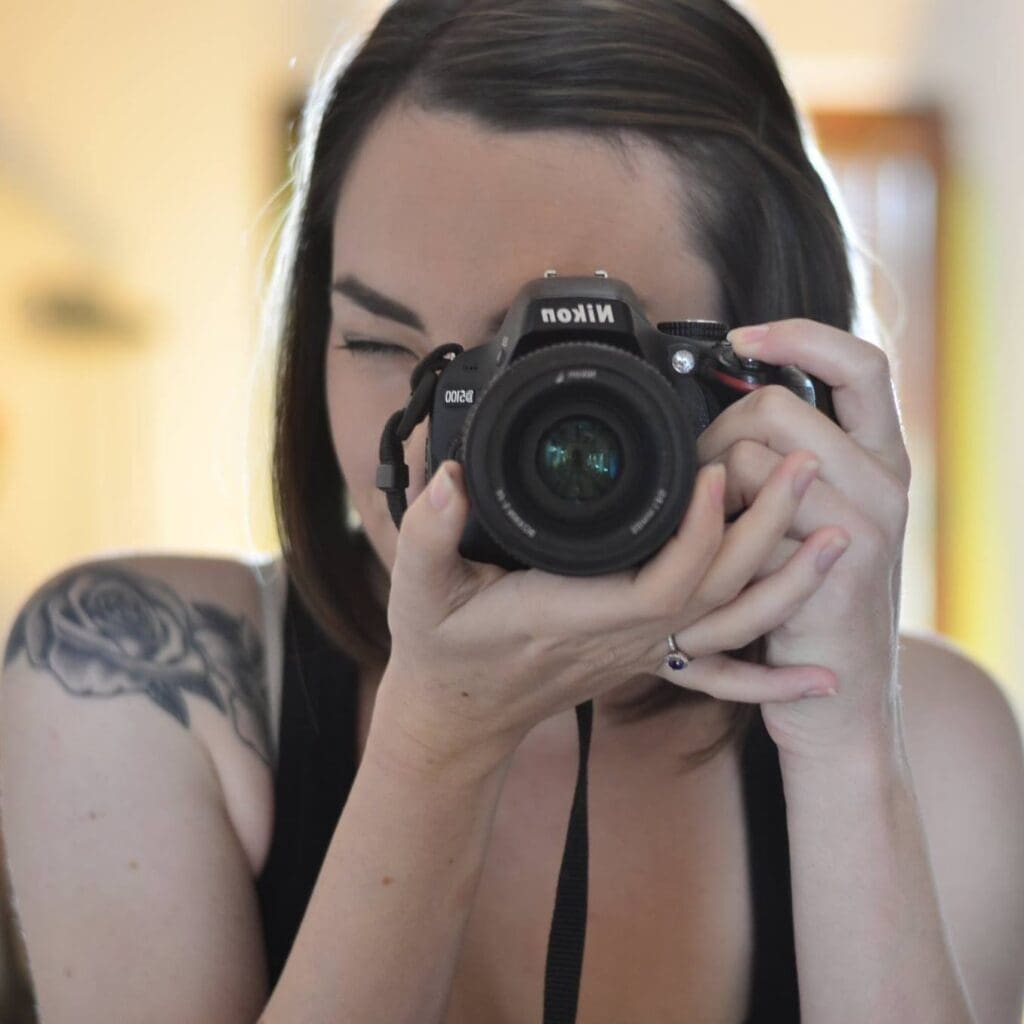 Lindsey Murphy Charleston family photographer smiling at camera